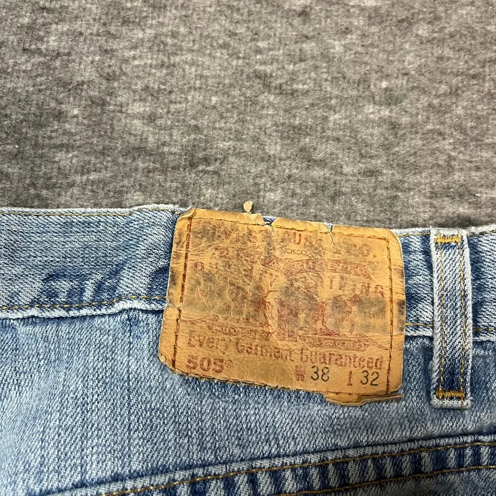 Vintage Levis 505 Mens 38x32 Light Wash Blue Denim Jeans 90s Paper Tag Regular